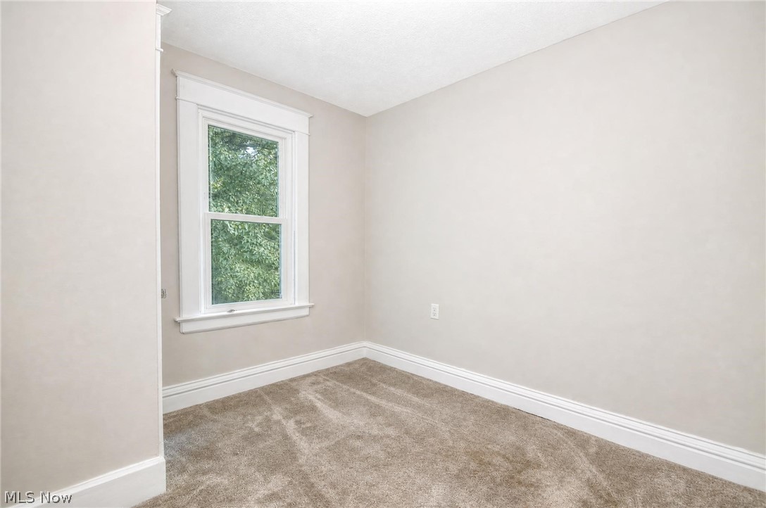 679 Main Street Conneaut OH 44030