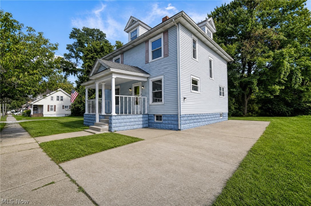 679 Main Street Conneaut OH 44030