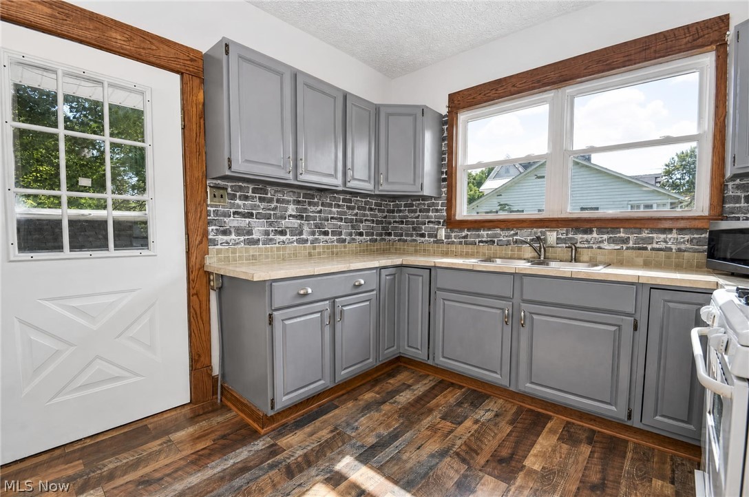 679 Main Street Conneaut OH 44030