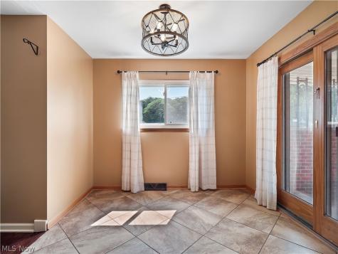 4402 Valleyside Road Cleveland OH 44135