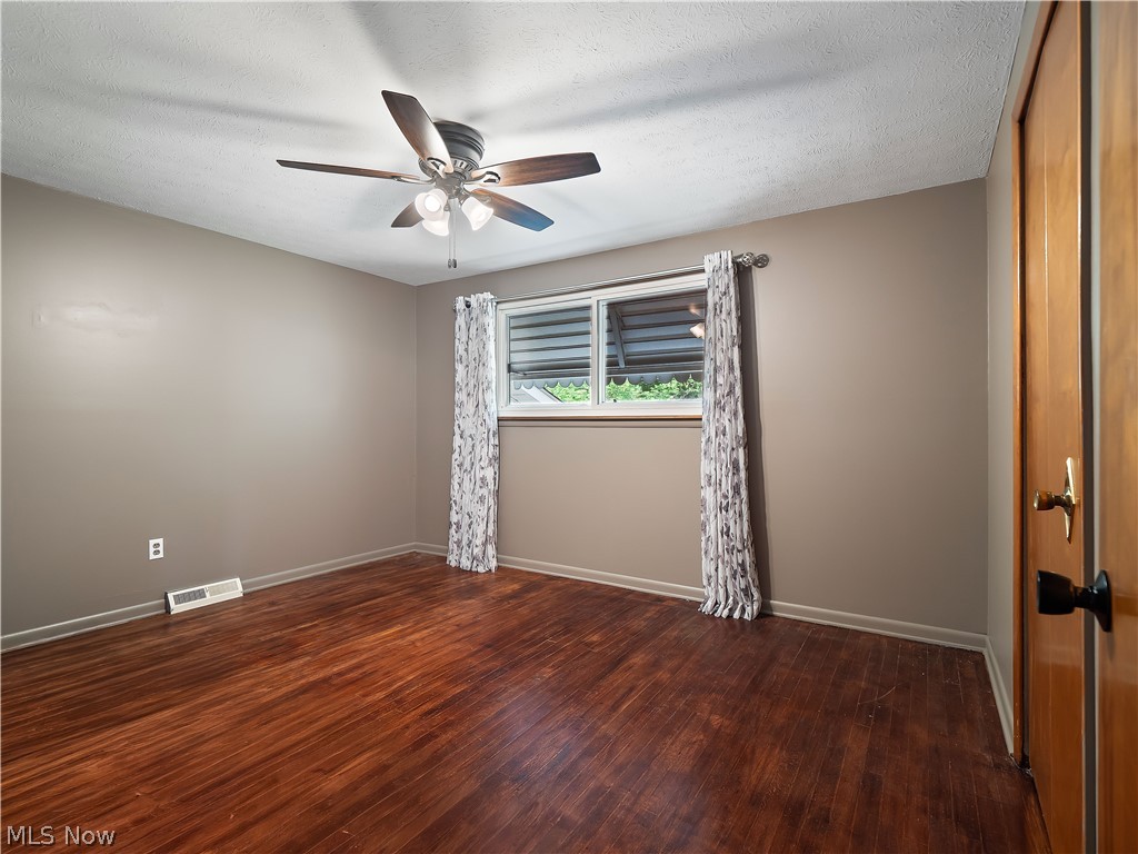 4402 Valleyside Road Cleveland OH 44135