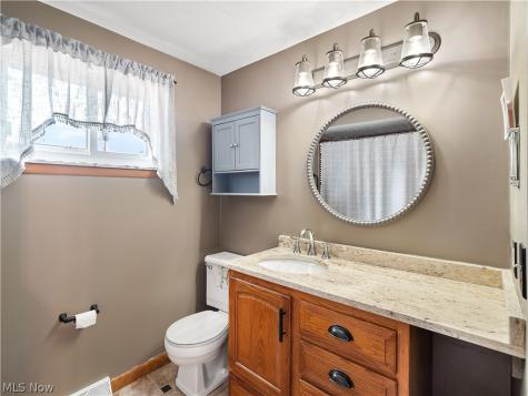 4402 Valleyside Road Cleveland OH 44135