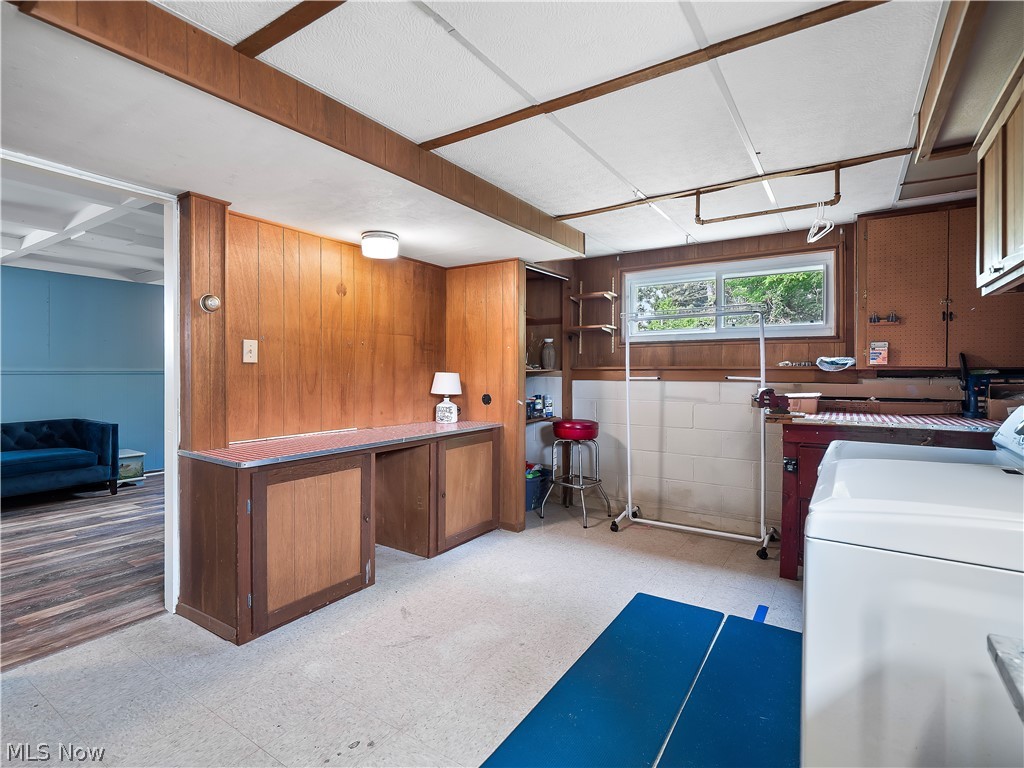 4402 Valleyside Road Cleveland OH 44135