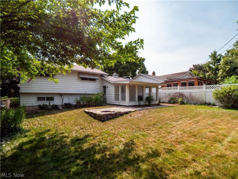 4402 Valleyside Road Cleveland OH 44135