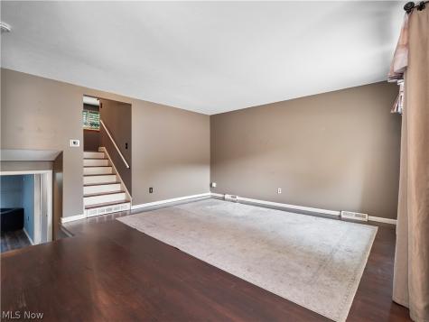 4402 Valleyside Road Cleveland OH 44135