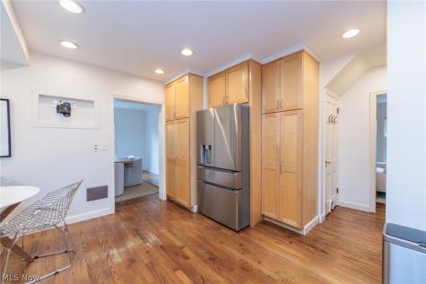2643 Kerwick Road University Heights OH 44118