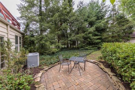 2643 Kerwick Road University Heights OH 44118