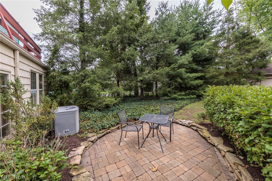 2643 Kerwick Road University Heights OH 44118