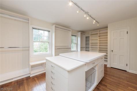 2643 Kerwick Road University Heights OH 44118