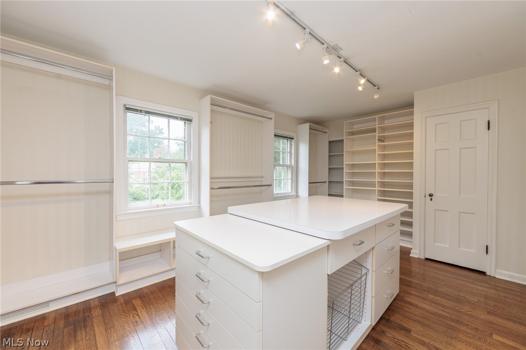 2643 Kerwick Road University Heights OH 44118