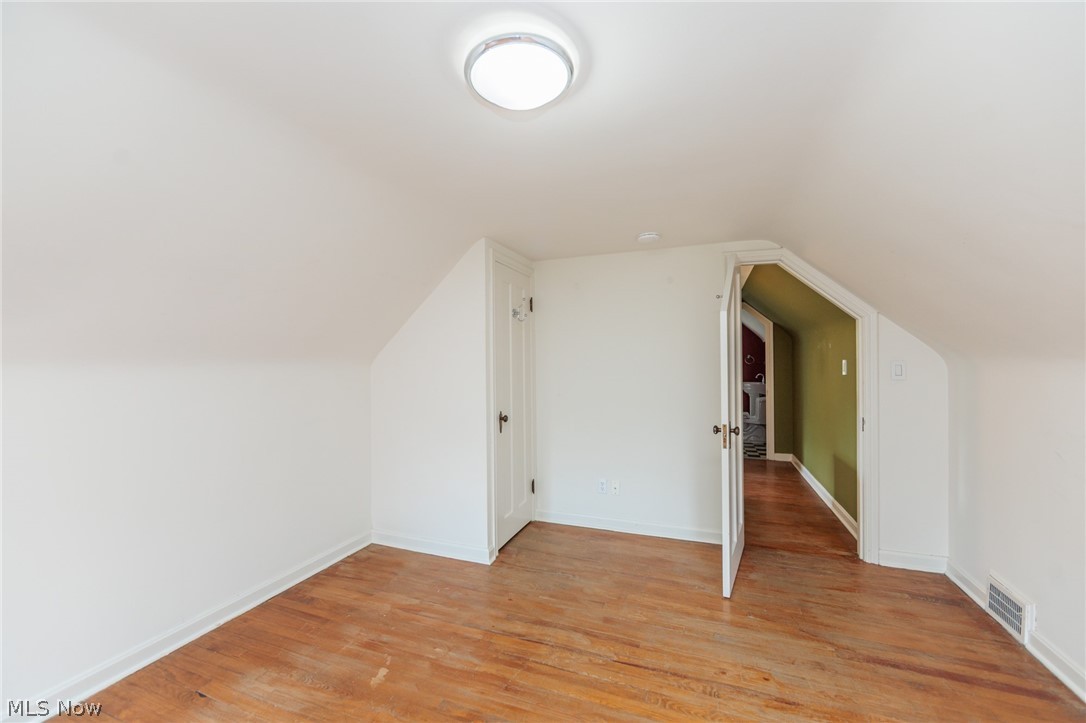 2643 Kerwick Road University Heights OH 44118