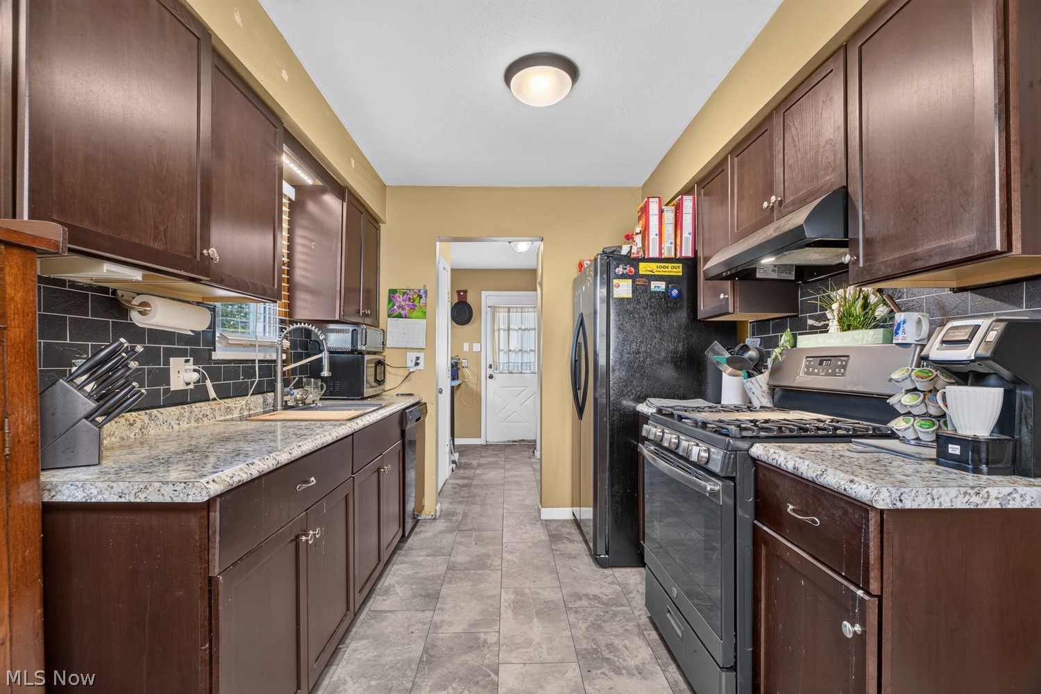 709 Denison Avenue Elyria OH 44035