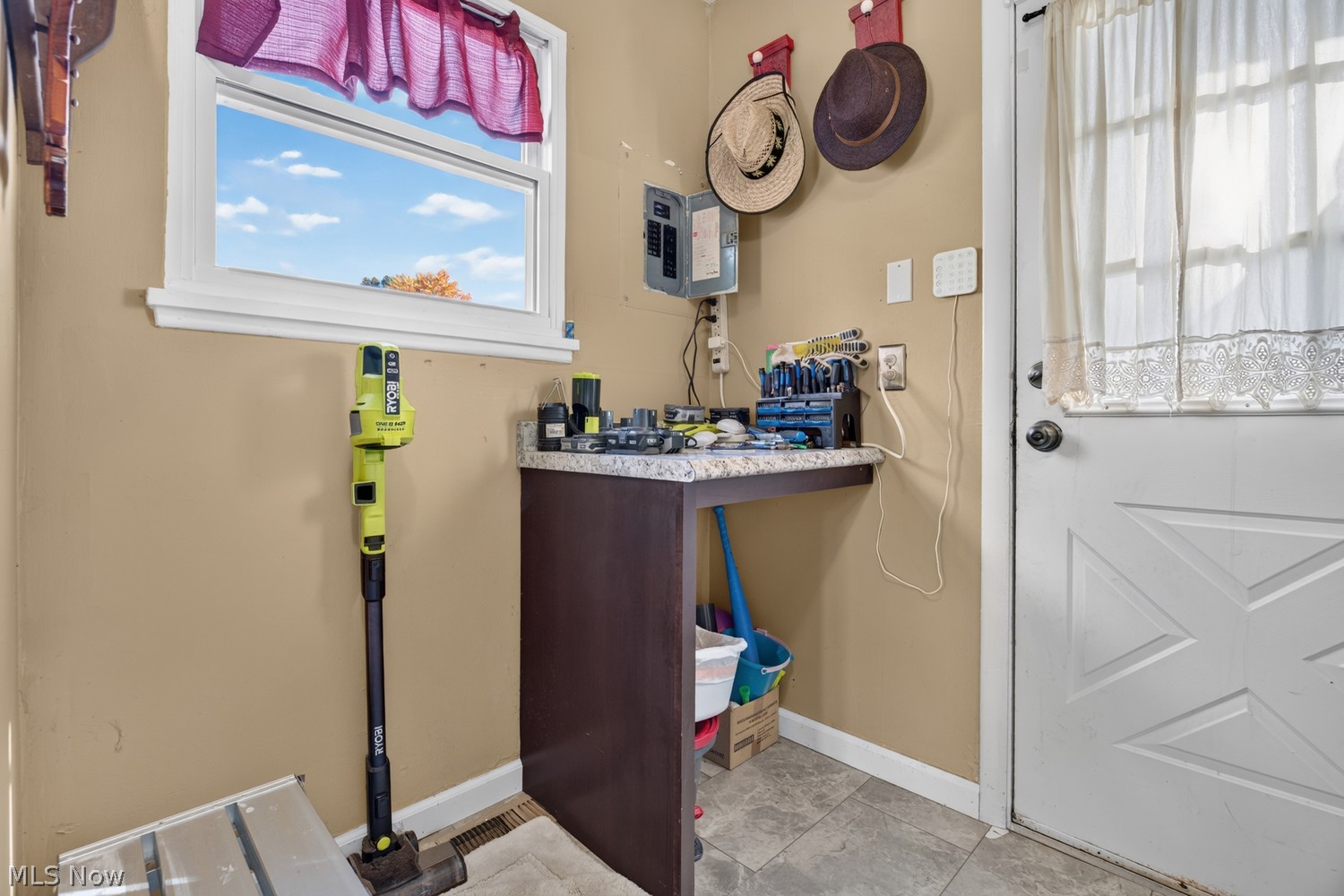 709 Denison Avenue Elyria OH 44035