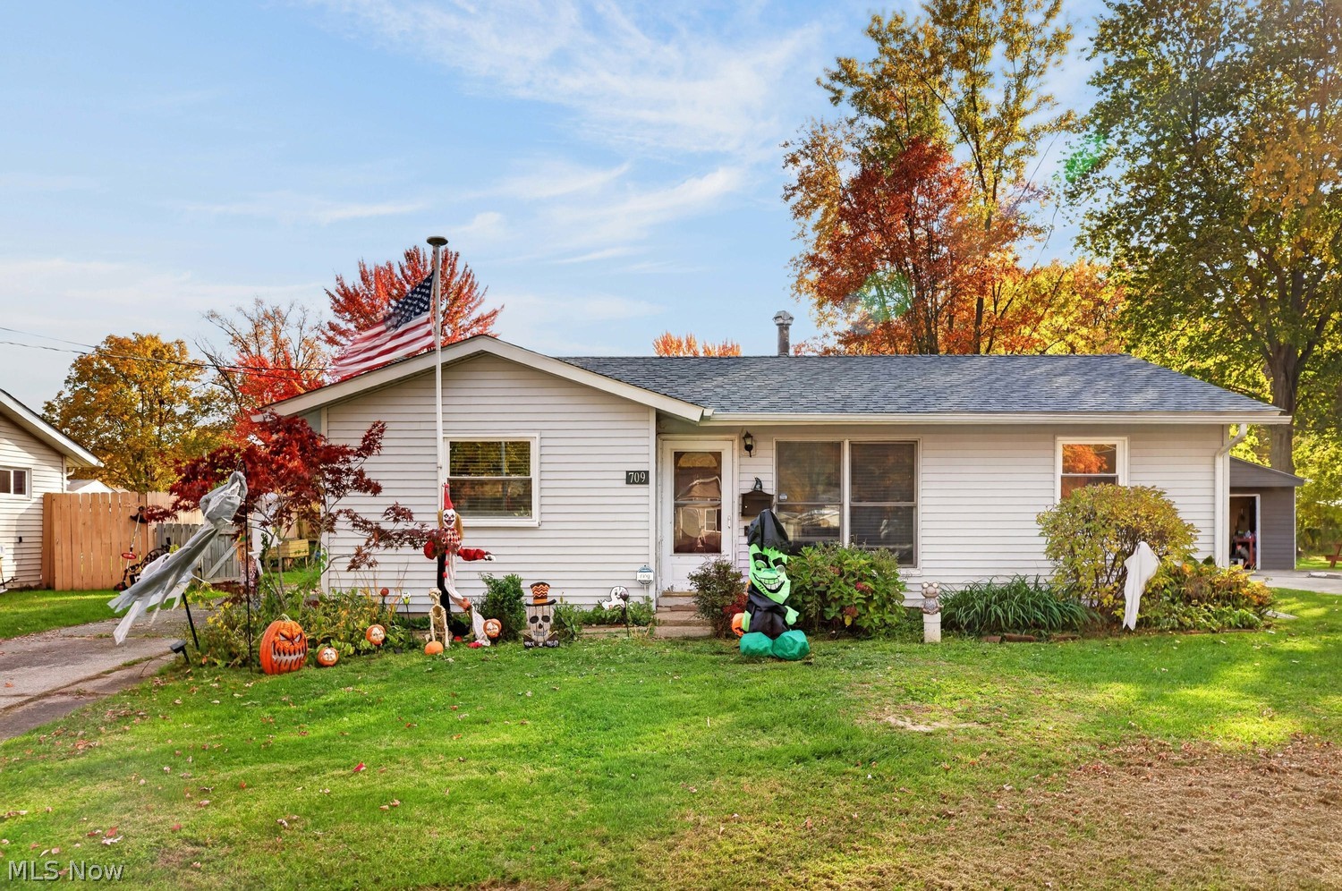 709 Denison Avenue Elyria OH 44035