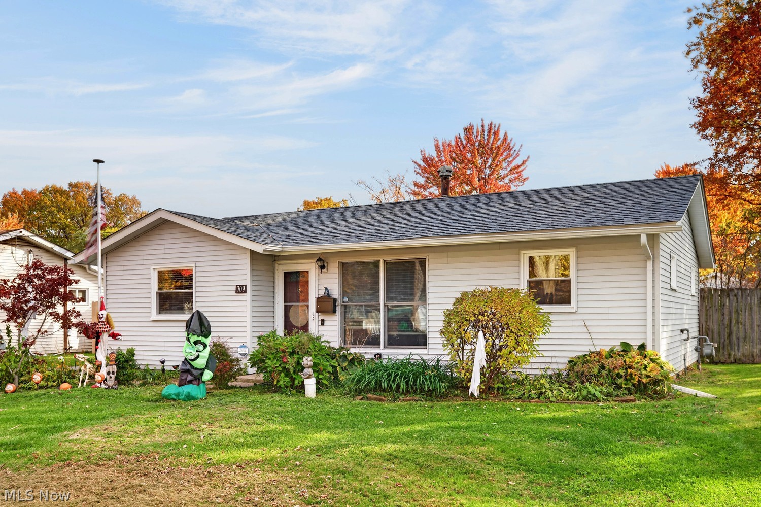 709 Denison Avenue Elyria OH 44035