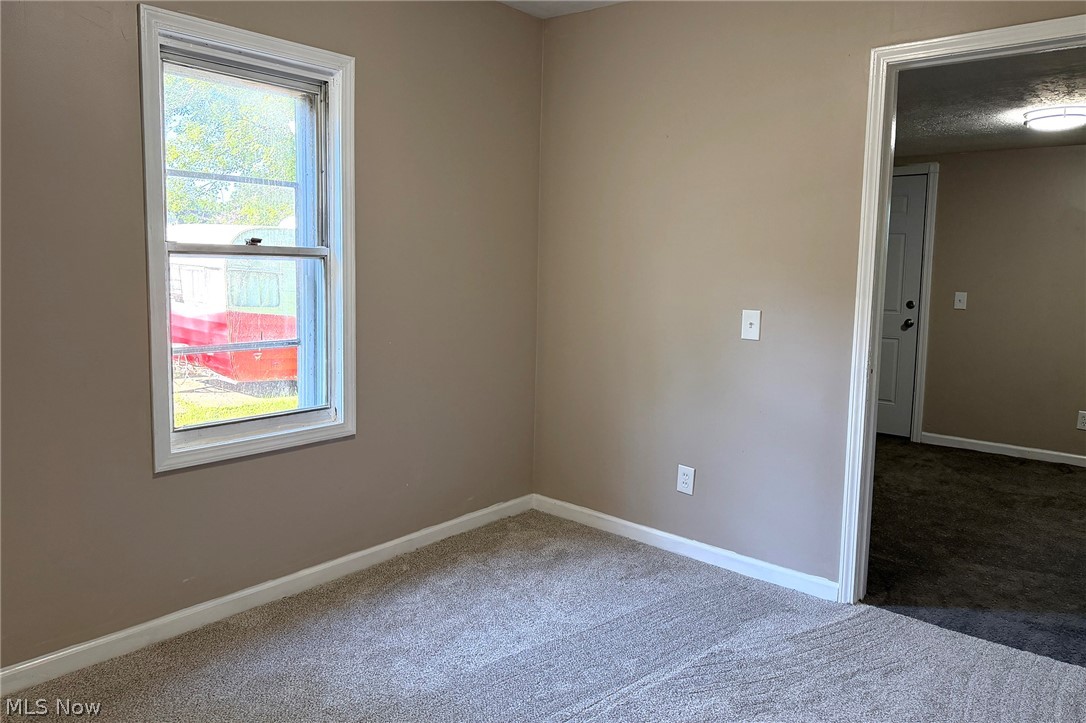 318 Joseph Avenue Barberton OH 44203