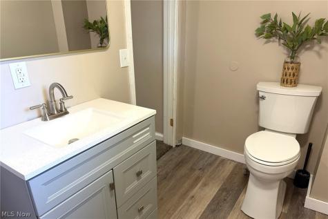 318 Joseph Avenue Barberton OH 44203