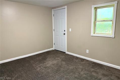 318 Joseph Avenue Barberton OH 44203