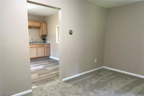 318 Joseph Avenue Barberton OH 44203
