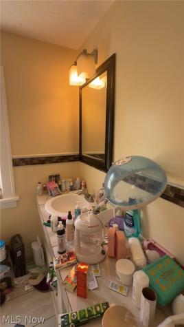 3525 E 110th Street Cleveland OH 44105