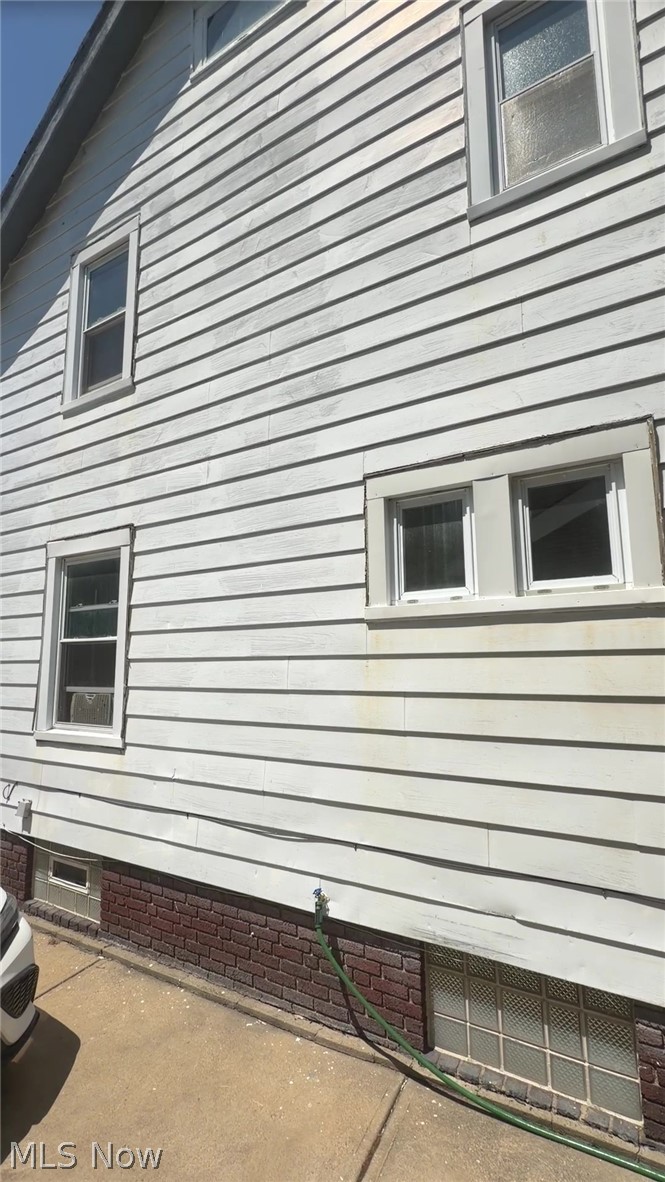 3525 E 110th Street Cleveland OH 44105