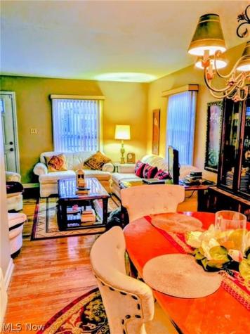 1026 Seward Avenue Akron OH 44320