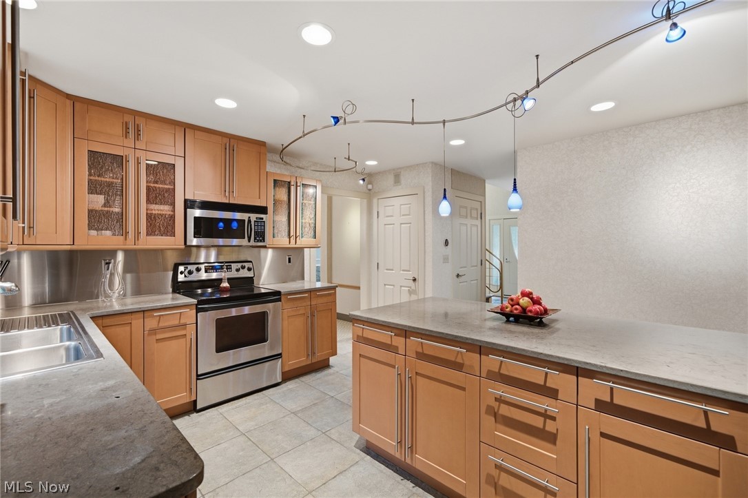 499 Mackinaw Circle Akron OH 44333