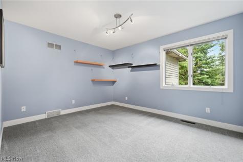 499 Mackinaw Circle Akron OH 44333