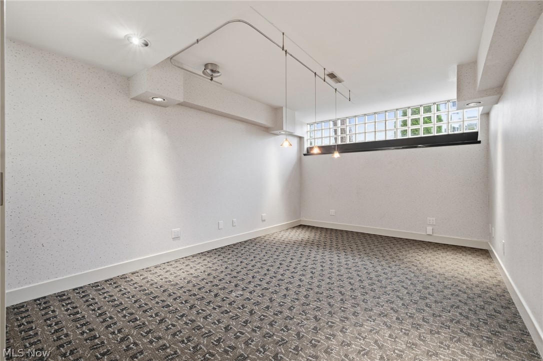 499 Mackinaw Circle Akron OH 44333