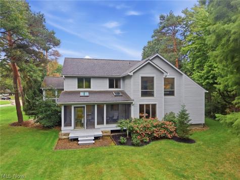 499 Mackinaw Circle Akron OH 44333