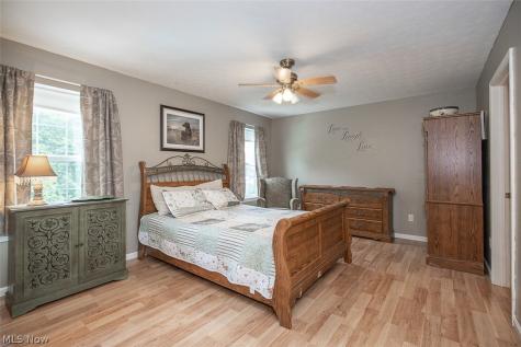 33316 Ambleside Drive Avon Lake OH 44012
