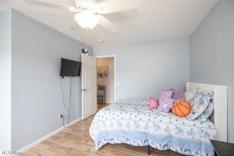 33316 Ambleside Drive Avon Lake OH 44012