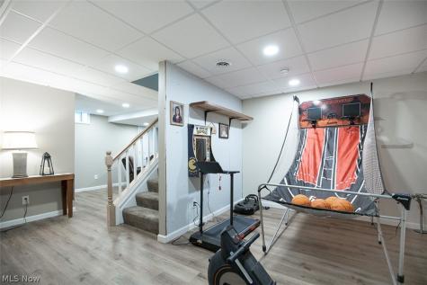 33316 Ambleside Drive Avon Lake OH 44012