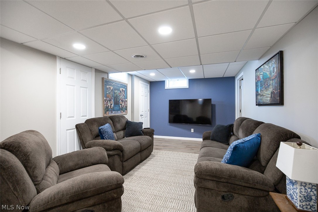 33316 Ambleside Drive Avon Lake OH 44012