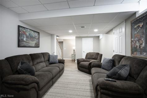 33316 Ambleside Drive Avon Lake OH 44012