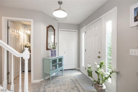 33316 Ambleside Drive Avon Lake OH 44012