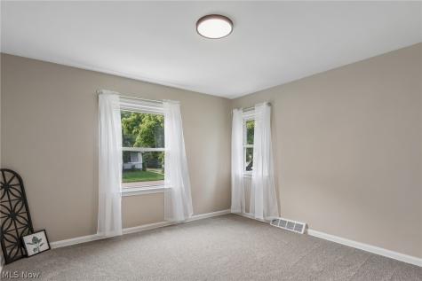 143 Conrad Street Barberton OH 44203