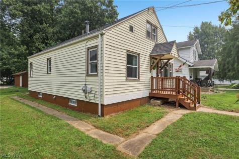 143 Conrad Street Barberton OH 44203