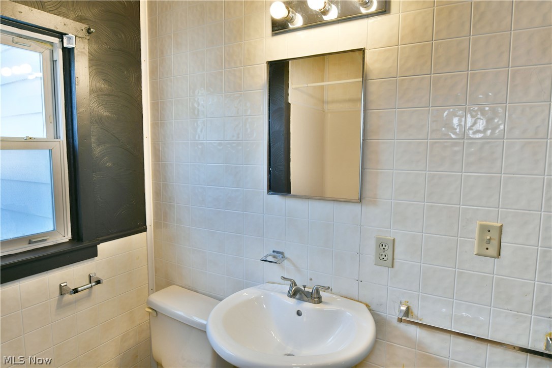 113 Massachusetts Avenue Poland OH 44514