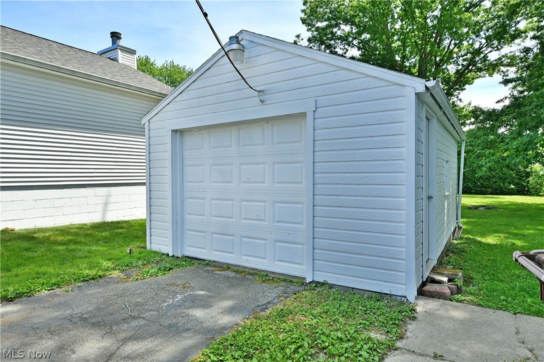 113 Massachusetts Avenue Poland OH 44514