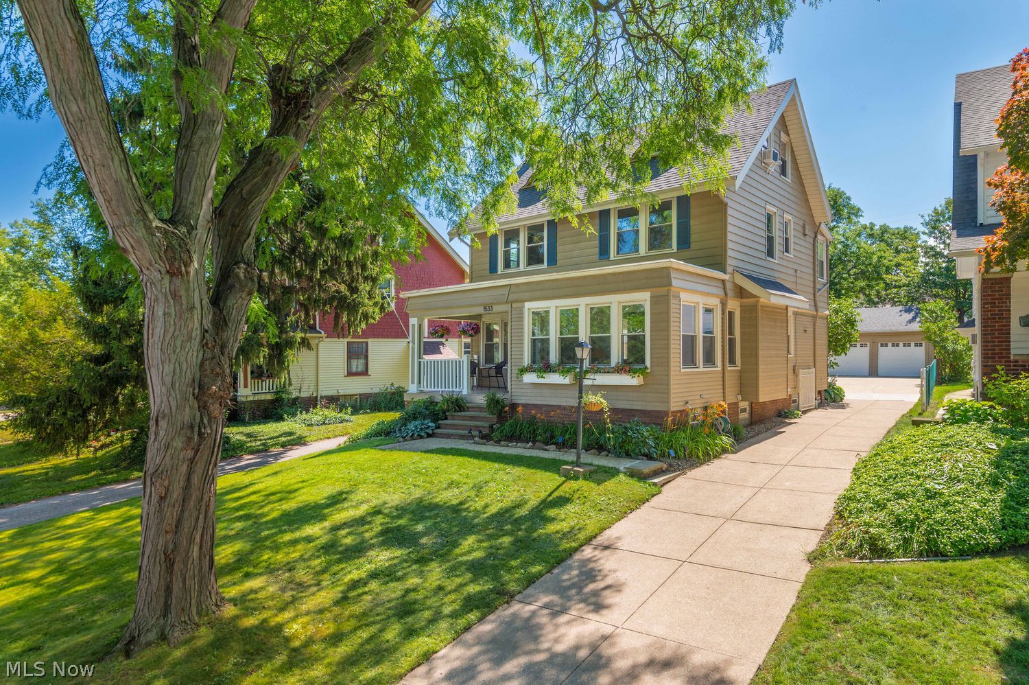 1533 Lewis Drive Lakewood OH 44107