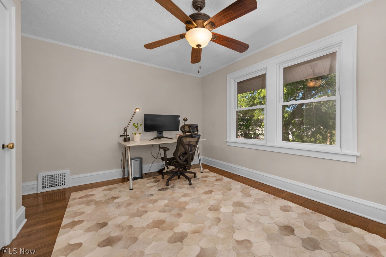 1533 Lewis Drive Lakewood OH 44107