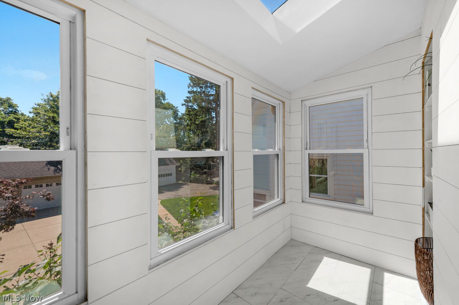1533 Lewis Drive Lakewood OH 44107
