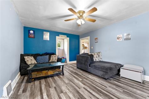 13638 Morgan Street Alliance OH 44601