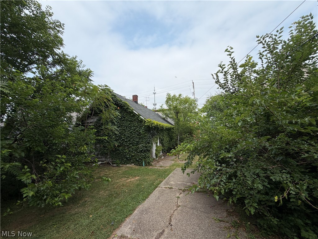 1258 W 65th Street Cleveland OH 44102