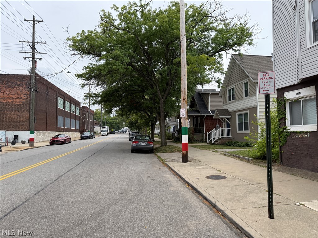 1258 W 65th Street Cleveland OH 44102