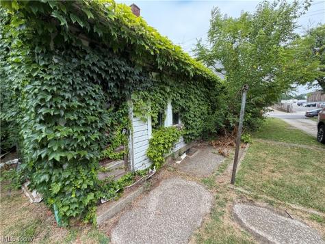 1258 W 65th Street Cleveland OH 44102