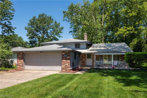 23630 Carriage Lane North Olmsted OH 44070