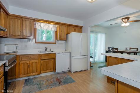 23630 Carriage Lane North Olmsted OH 44070