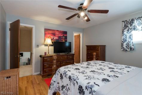 23630 Carriage Lane North Olmsted OH 44070